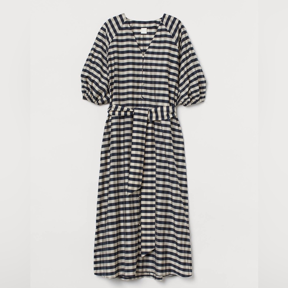 NWOT H&M - Gingham maxi dress with belt
